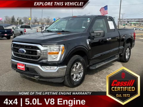 Black 2021 Ford F-150 XLT for sale in Cedar Rapids, IA