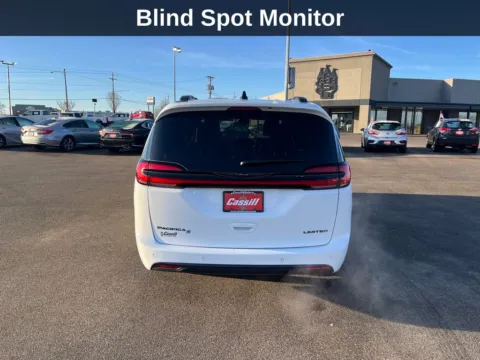 More photos of 2025 Chrysler Pacifica Limited at Cassill Motors, IA
