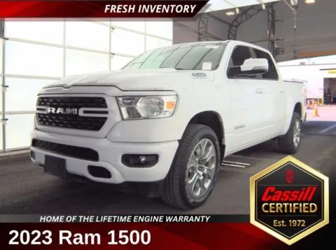 White 2023 Ram 1500 Big Horn/Lone Star for sale in Cedar Rapids, IA