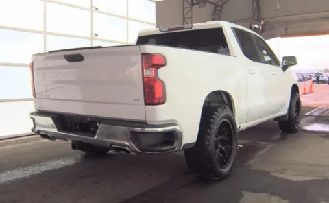 More photos of 2021 Chevrolet Silverado 1500 LT at Cassill Motors, IA