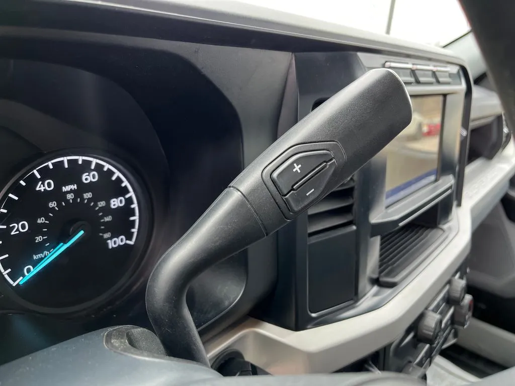 2023 Ford F-350 Super Duty XL - Photo 22