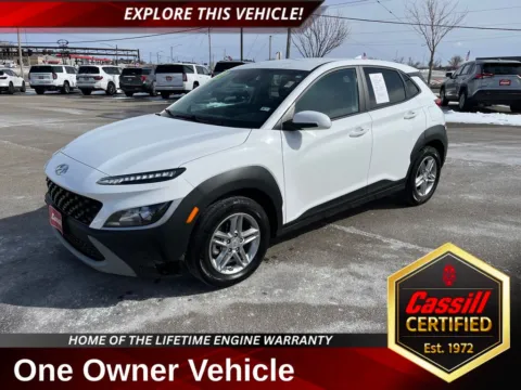 White 2022 Hyundai Kona SE for sale in Cedar Rapids, IA