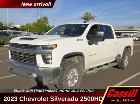 White 2023 Chevrolet Silverado 2500HD LT for sale in Cedar Rapids, IA