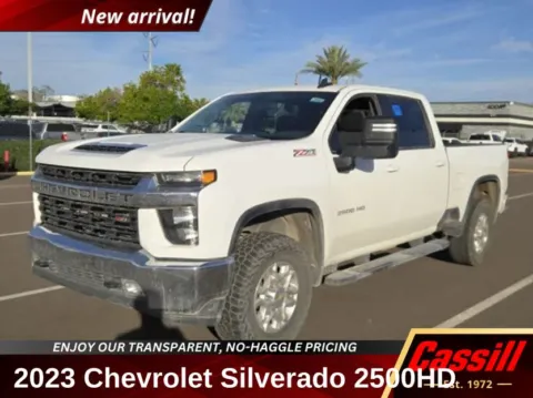 White 2023 Chevrolet Silverado 2500HD LT for sale in Cedar Rapids, IA