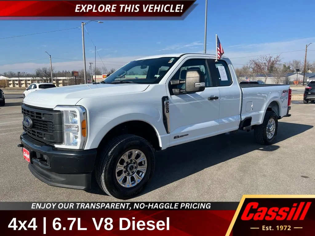 White 2023 Ford F-250SD XL for sale in Cedar Rapids, IA