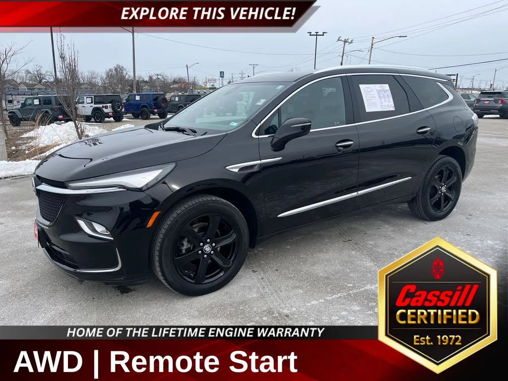 2023 Buick Enclave Essence for sale in Cedar Rapids, IA