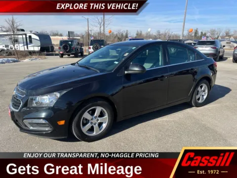 Black 2015 Chevrolet Cruze 1LT for sale in Cedar Rapids, IA