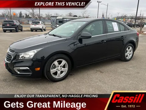 Black 2015 Chevrolet Cruze 1LT for sale in Cedar Rapids, IA