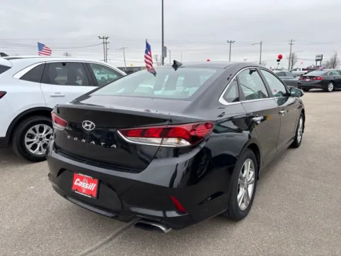 More photos of 2018 Hyundai Sonata SEL at Cassill Motors, IA