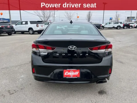 More photos of 2018 Hyundai Sonata SEL at Cassill Motors, IA