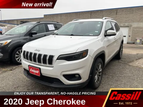 White 2020 Jeep Cherokee Latitude Plus for sale in Cedar Rapids, IA