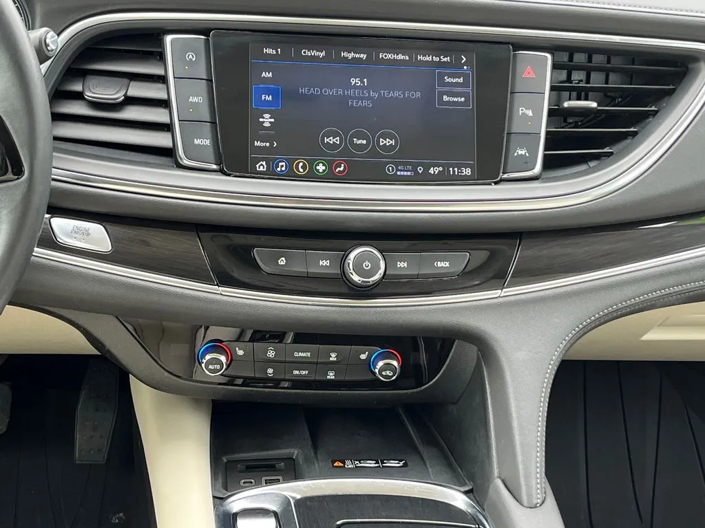 2023 Buick Enclave Essence - Photo 27