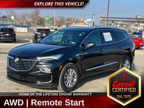 Black 2024 Buick Enclave Essence for sale in Cedar Rapids, IA