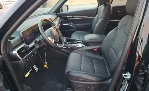 More photos of 2024 Kia Telluride SX X-Line at Cassill Motors, IA