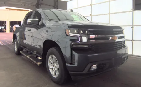 More photos of 2021 Chevrolet Silverado 1500 LT at Cassill Motors, IA