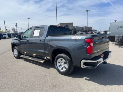 More photos of 2021 Chevrolet Silverado 1500 LT at Cassill Motors, IA