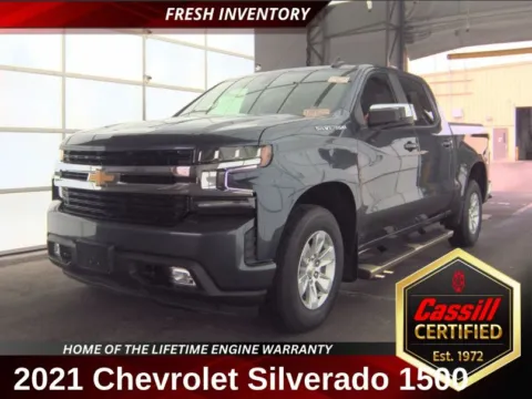 Gray 2021 Chevrolet Silverado 1500 LT for sale in Cedar Rapids, IA