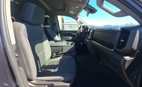 More photos of 2022 Chevrolet Silverado 1500 RST at Cassill Motors, IA