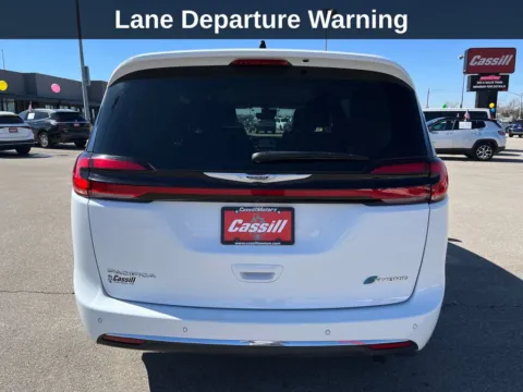 More photos of 2024 Chrysler Pacifica Hybrid Select at Cassill Motors, IA