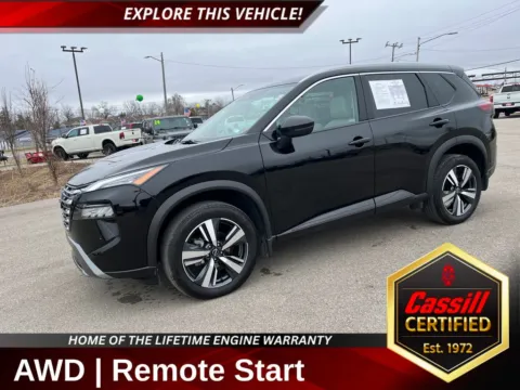 Black 2024 Nissan Rogue SL for sale in Cedar Rapids, IA