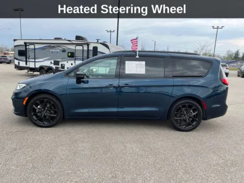 Photos of 2025 Chrysler Pacifica Limited for sale in Cedar Rapids, IA at Cassill Motors