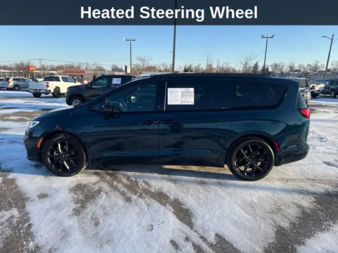 Photos of 2025 Chrysler Pacifica Limited for sale in Cedar Rapids, IA at Cassill Motors