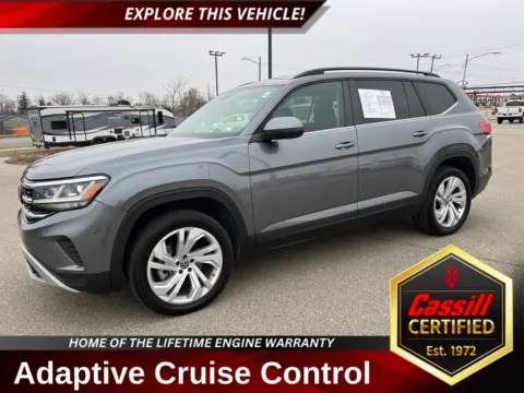 Gray 2022 Volkswagen Atlas 3.6L V6 SE w/Technology for sale in Cedar Rapids, IA