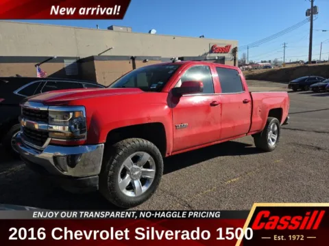 Red 2016 Chevrolet Silverado 1500 LT for sale in Cedar Rapids, IA