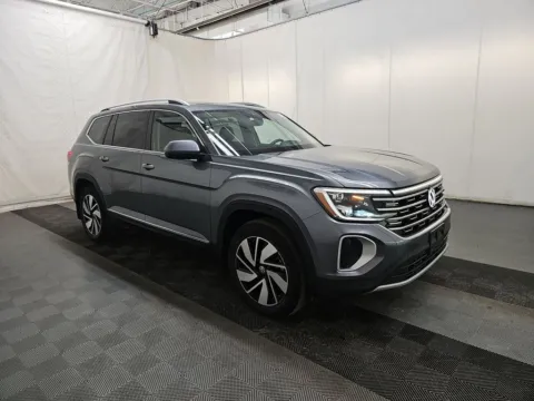 More photos of 2024 Volkswagen Atlas 2.0T SEL at Cassill Motors, IA