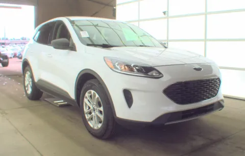 Photos of 2022 Ford Escape SE for sale in Cedar Rapids, IA at Cassill Motors