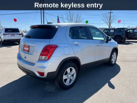 More photos of 2022 Chevrolet Trax LS at Cassill Motors, IA