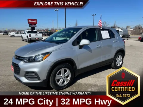 Silver 2022 Chevrolet Trax LS for sale in Cedar Rapids, IA