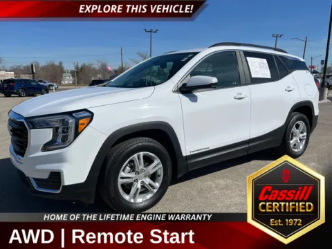 White 2023 GMC Terrain SLE for sale in Cedar Rapids, IA
