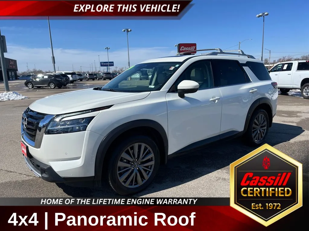 2024 Nissan Pathfinder SL for sale in Cedar Rapids, IA