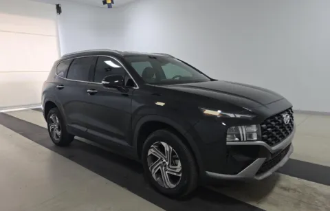 More photos of 2023 Hyundai Santa Fe SEL at Cassill Motors, IA