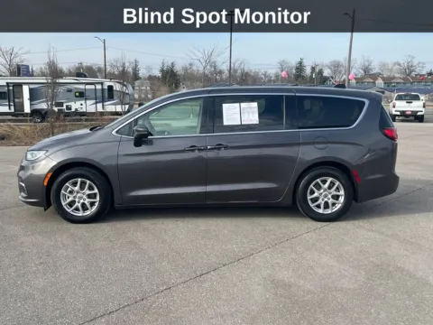 Another view of 2023 Chrysler Pacifica Touring L for sale in Cedar Rapids, IA at Cassill Motors