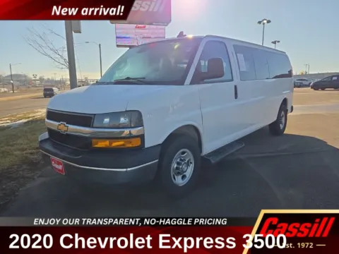 White 2020 Chevrolet Express 3500 LT for sale in Cedar Rapids, IA