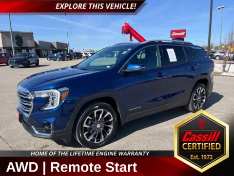 Blue 2022 GMC Terrain SLT for sale in Cedar Rapids, IA