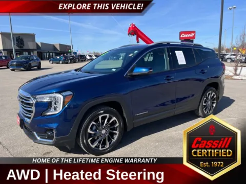 Blue 2022 GMC Terrain SLT for sale in Cedar Rapids, IA