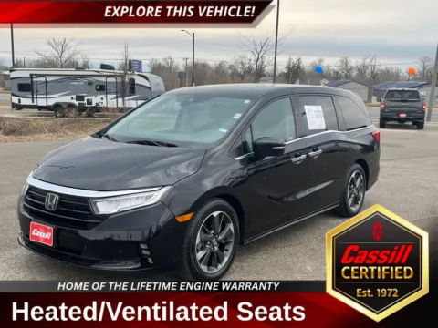 Black 2022 Honda Odyssey Elite for sale in Cedar Rapids, IA