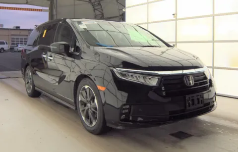 Photos of 2022 Honda Odyssey Elite for sale in Cedar Rapids, IA at Cassill Motors