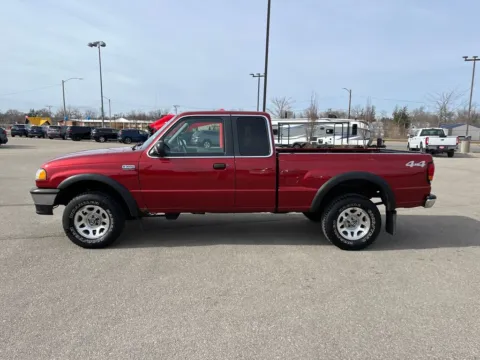 Photos of 2000 Mazda B3000 SE for sale in Cedar Rapids, IA at Cassill Motors