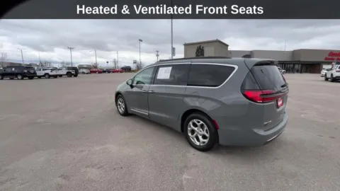 Another view of 2023 Chrysler Pacifica Limited for sale in Cedar Rapids, IA at Cassill Motors