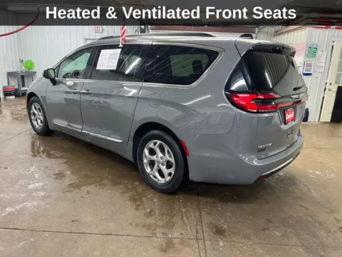 Another view of 2023 Chrysler Pacifica Limited for sale in Cedar Rapids, IA at Cassill Motors
