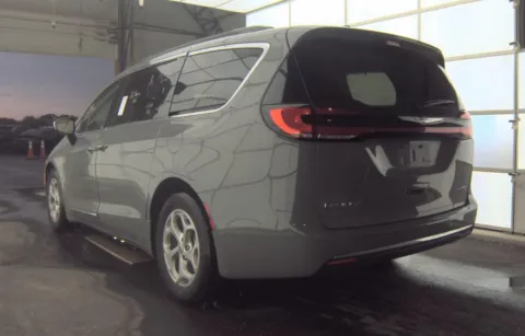 More photos of 2023 Chrysler Pacifica Limited at Cassill Motors, IA