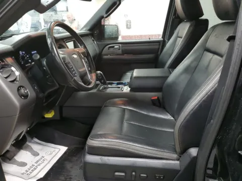 More photos of 2016 Ford Expedition EL Platinum at Cassill Motors, IA