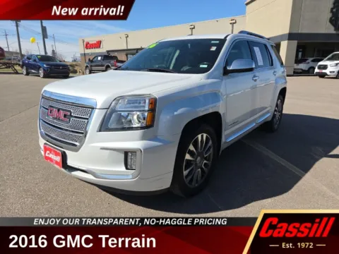 White 2016 GMC Terrain Denali for sale in Cedar Rapids, IA
