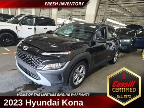 Black 2023 Hyundai Kona SEL for sale in Cedar Rapids, IA