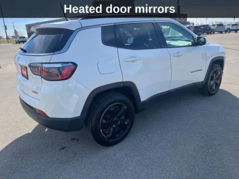 More photos of 2018 Jeep Compass Latitude at Cassill Motors, IA