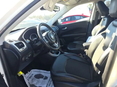 More photos of 2018 Jeep Compass Latitude at Cassill Motors, IA